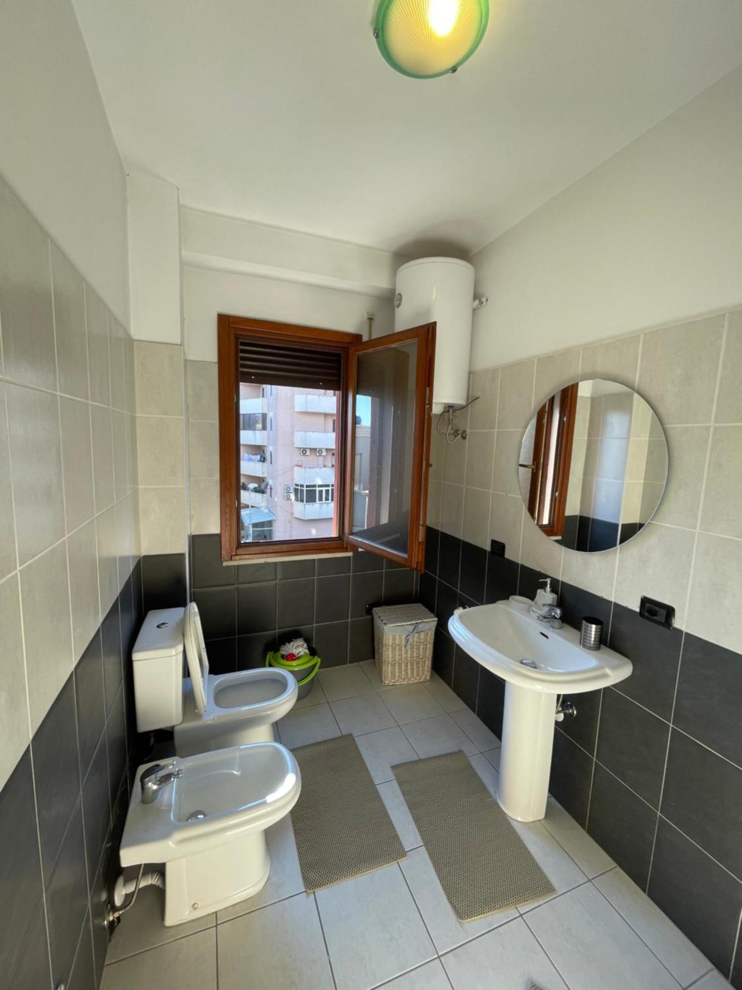 Gega Apartment Shkodër Exteriör bild