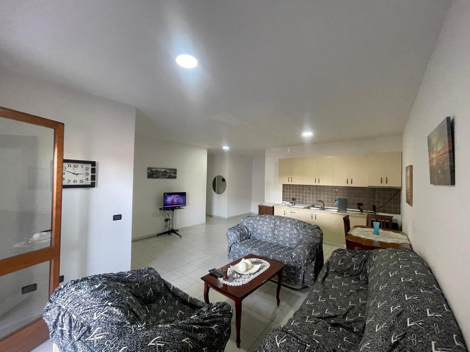 Gega Apartment Shkodër Exteriör bild